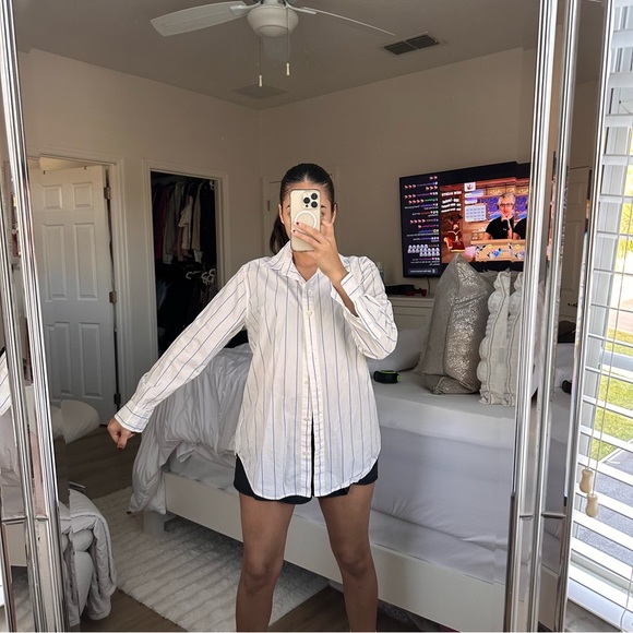 Aritzia Wilfred Free White Striped Button Down shirt - Picture 2 of 7